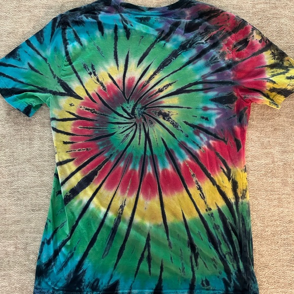 Levi, Aaliyah, and TLC shirts, lot of 3! - Picture 4 of 13